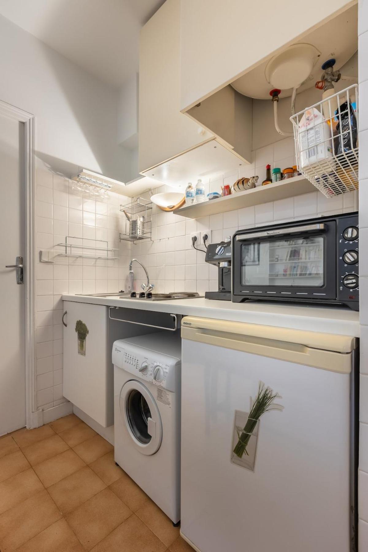 Cosy Well Located In Center Paris