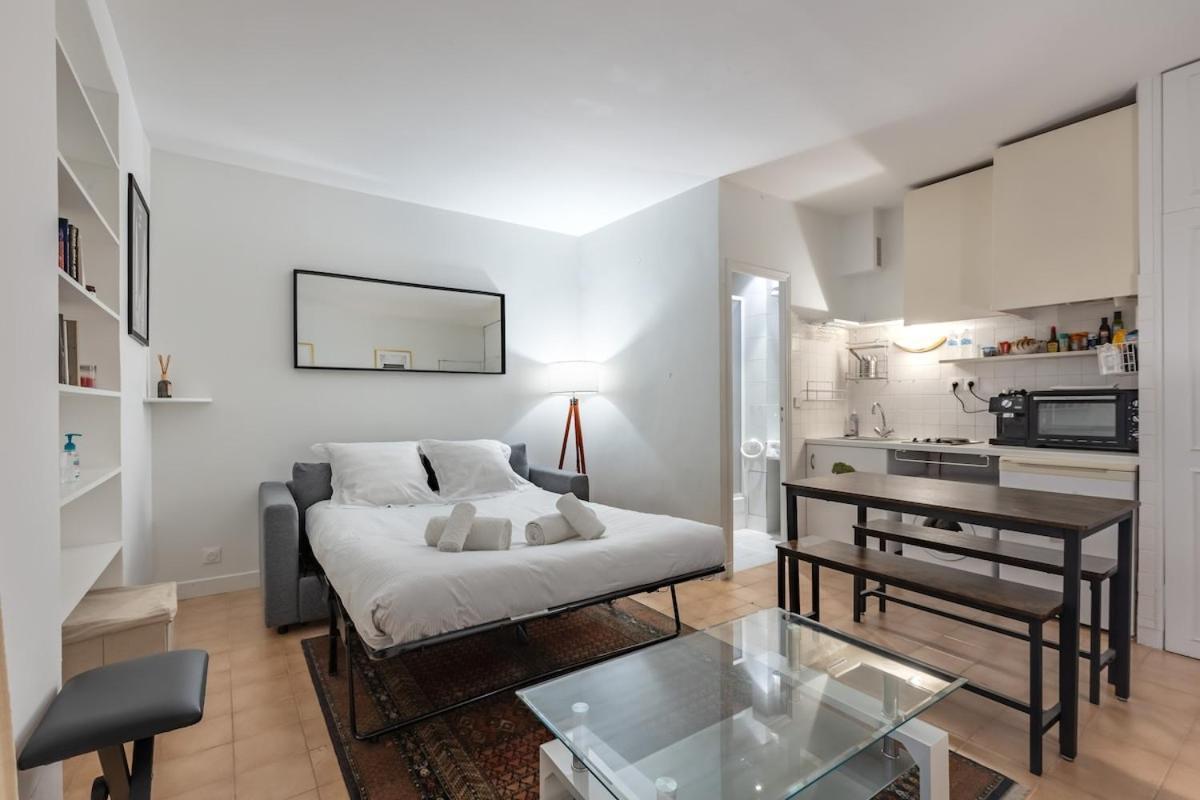 Cosy Well Located In Center * Paris